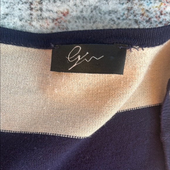 Elegant Navy and Tan Striped Women's Cardigan - Picture 2 of 4